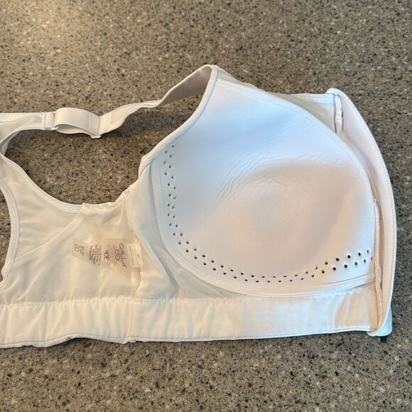 CALIA On The Go Zip Front Sports Bra Size 40E - Picture 9 of 11